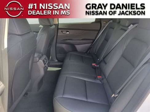 New 2025 Nissan Murano SL image 9