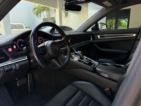 Used 2022 Porsche Panamera 4 Platinum Edition AWD/4WD image 49