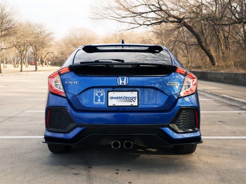 Used 2019 Honda Civic Sport Touring image 8