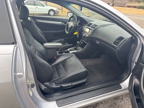 Used 2004 Honda Accord EX image 17