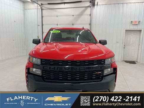 Used 2021 Chevrolet Silverado 1500 Custom Trail Boss AWD/4WD image 7