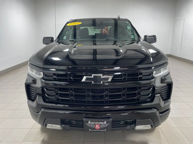 Used 2023 Chevrolet Silverado 1500 RST AWD/4WD image 2