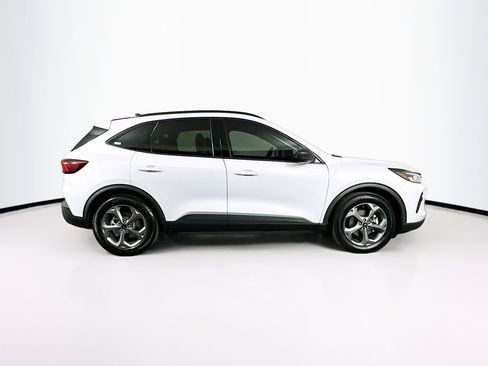 Used 2025 Ford Escape ST-Line w/ Tech Pack #1 image 10