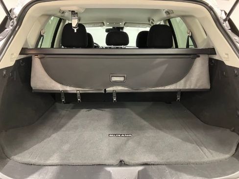 Used 2020 Nissan Murano SV image 34