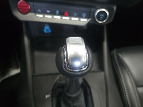 Used 2025 Ford Mustang Premium image 19