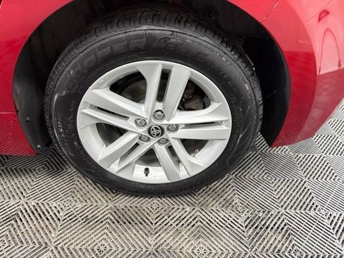 Used 2022 Toyota Corolla SE FWD image 9