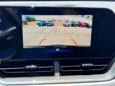 New 2026 Chevrolet Trax LT w/ Driver Confidence Package FWD image 17