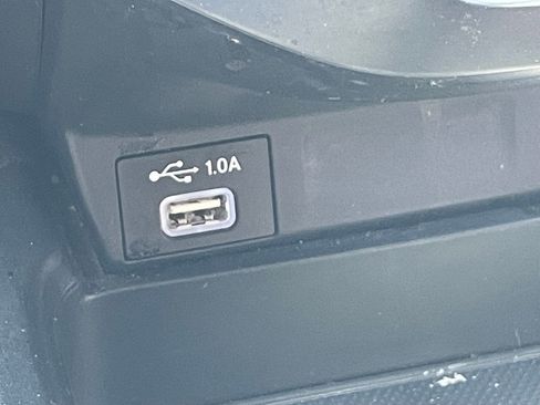 Used 2020 Honda CR-V LX image 12