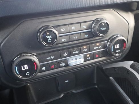 Certified 2021 Ford Bronco First Edition image 20