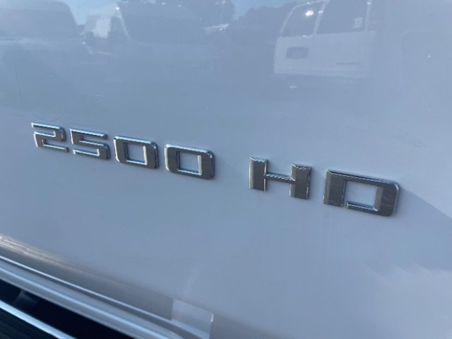 Used 2026 Chevrolet Silverado 2500 LT AWD/4WD image 9