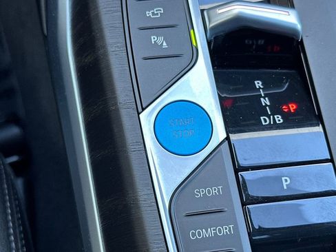 Used 2023 BMW i4 eDrive35 w/ Premium Package image 25