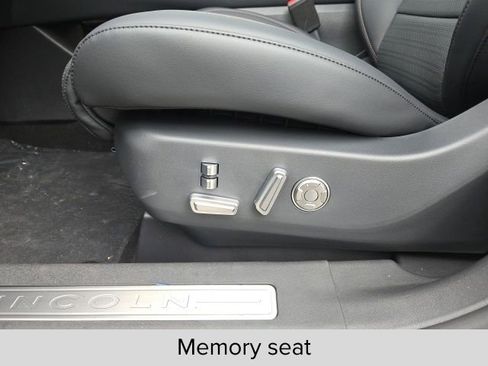 New 2026 Lincoln Nautilus Reserve image 14