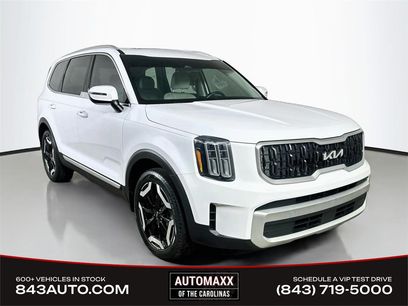 Used 2024 Kia Telluride EX w/ EX Captain's Chair Package