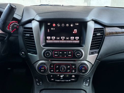 Used 2016 GMC Yukon Denali w/ Open Road Package RWD image 34