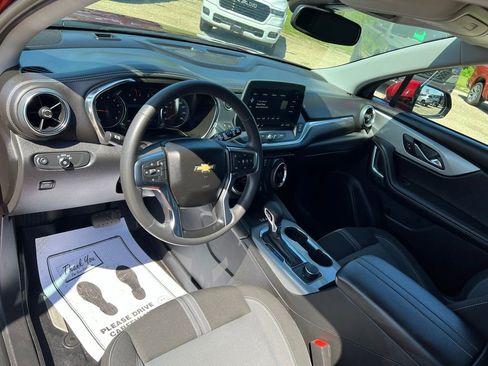 Used 2024 Chevrolet Blazer LT w/ Convenience Package FWD image 26