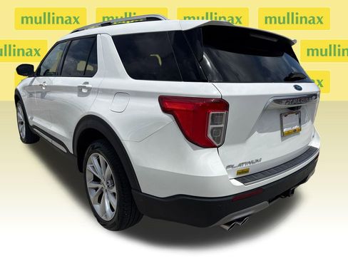 Used 2022 Ford Explorer Platinum w/ Equipment Group 601A AWD/4WD image 10