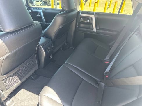 Used 2022 Toyota 4Runner TRD Sport AWD/4WD image 19