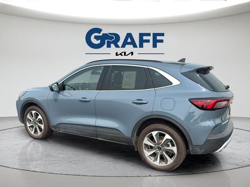 Used 2023 Ford Escape Platinum AWD/4WD image 6