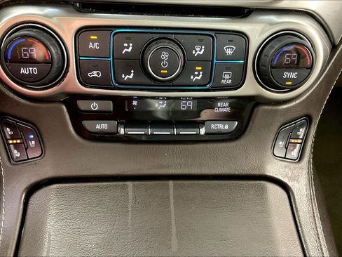 Used 2019 Chevrolet Tahoe Premier image 39
