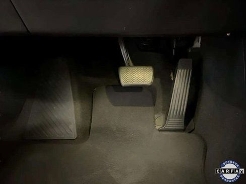 Used 2019 Lexus UX 250h w/ Premium Package image 28