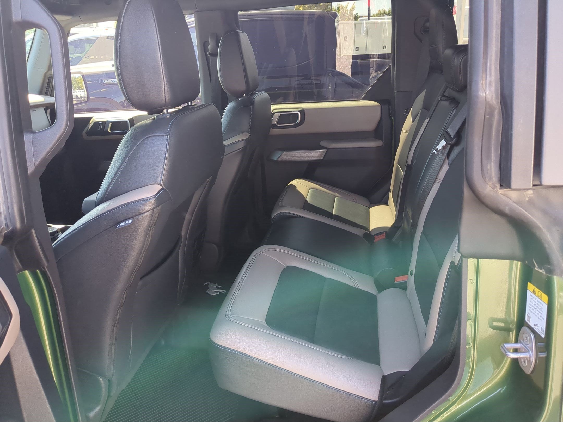 Used 2023 Ford Bronco Wildtrak AWD/4WD image 28