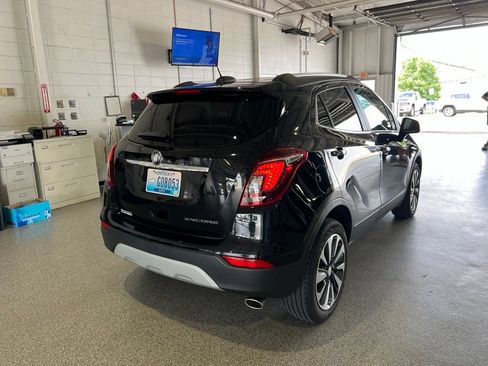 Used 2022 Buick Encore Preferred w/ Safety Package FWD image 3