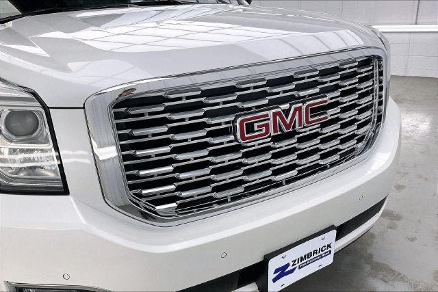 Used 2019 GMC Yukon XL Denali w/ Denali Ultimate Package AWD/4WD image 30
