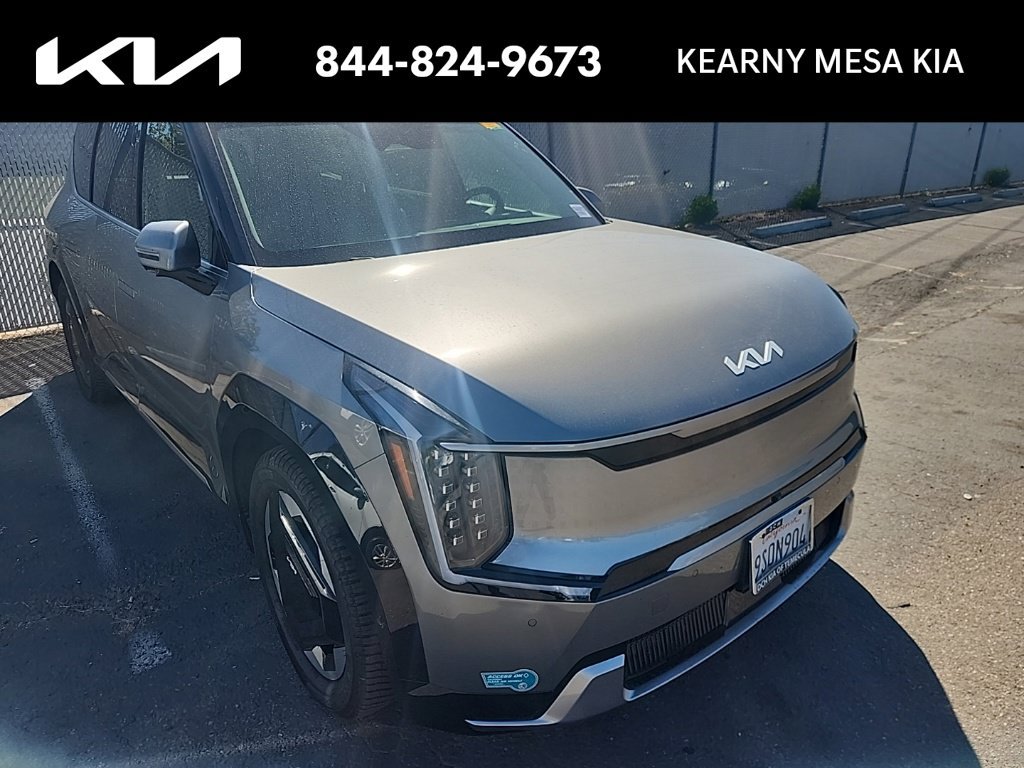 Certified 2024 Kia EV9 Land AWD/4WD image 1