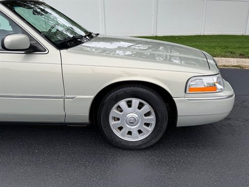 Used 2004 Mercury Grand Marquis LS RWD image 32