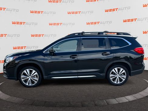 Used 2022 Subaru Ascent Limited w/ Technology Package image 2