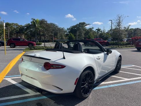 Used 2023 MAZDA MX-5 Miata Club w/ Brembo/BBS Recaro Package image 18
