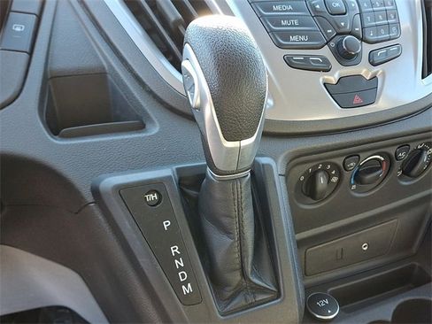 Used 2015 Ford Transit 150 XLT image 19