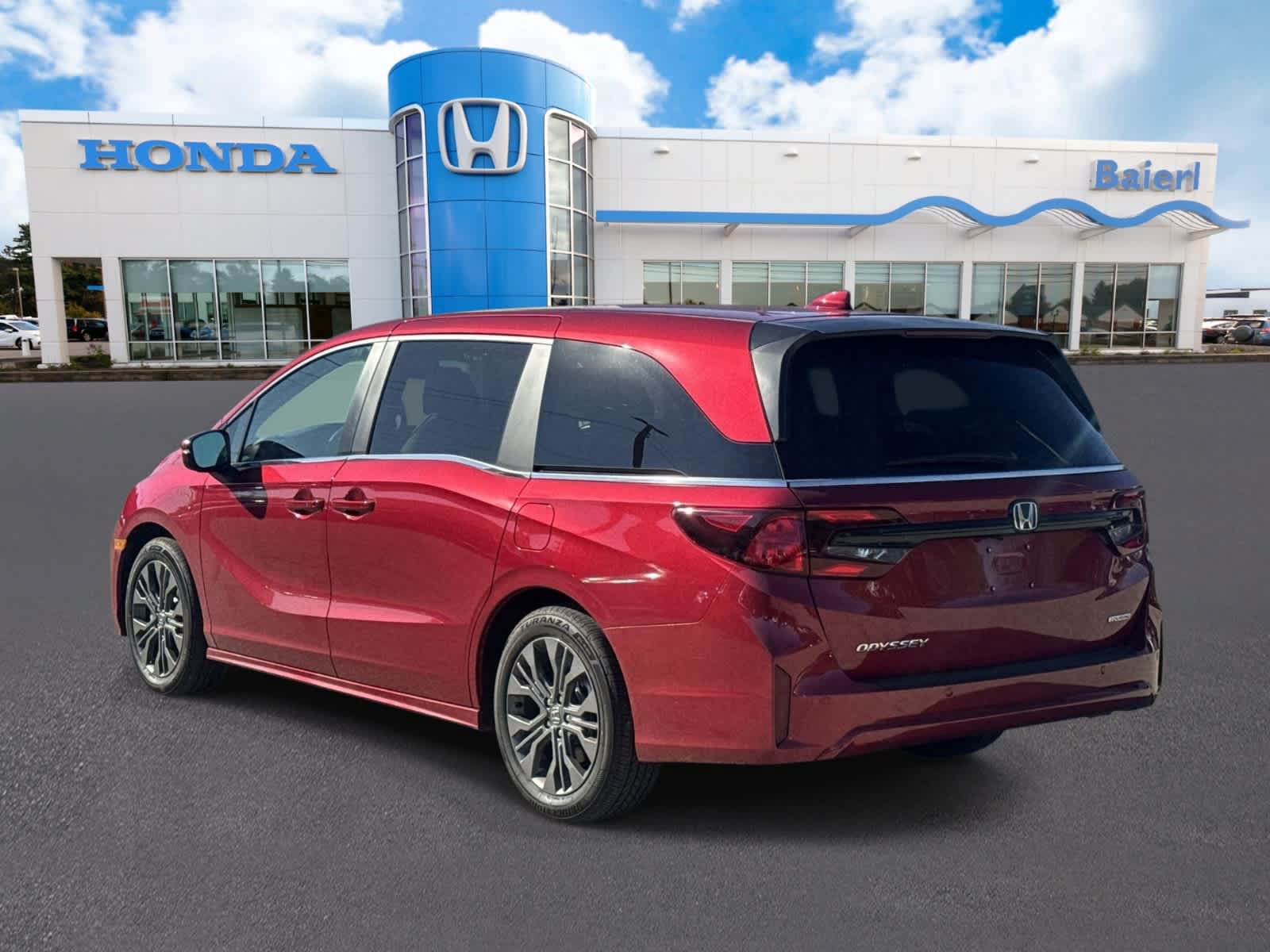 Used 2026 Honda Odyssey Touring image 3