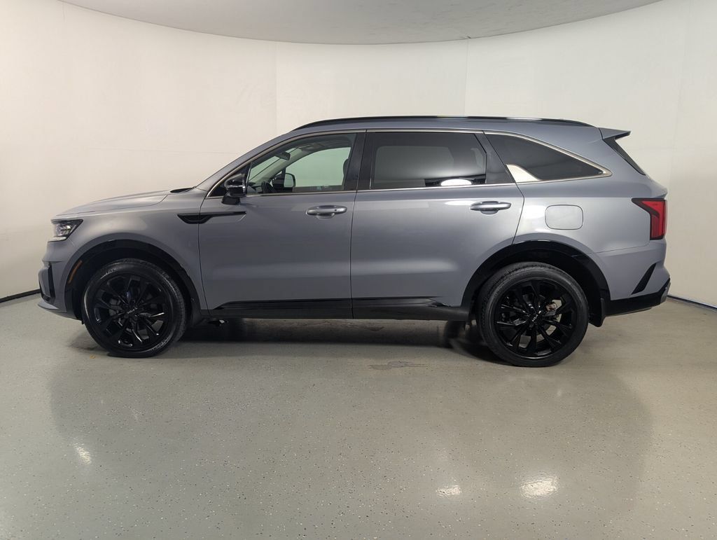 Used 2023 Kia Sorento SX AWD/4WD image 4
