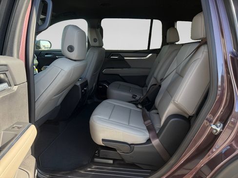 New 2026 GMC Acadia Elevation w/ Elevation Premium Package image 16