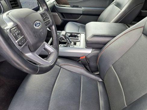 Used 2023 Ford F150 Lariat image 18