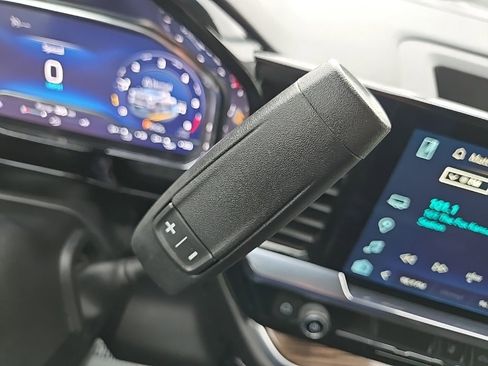 Used 2024 Chevrolet Silverado 2500 LT image 55