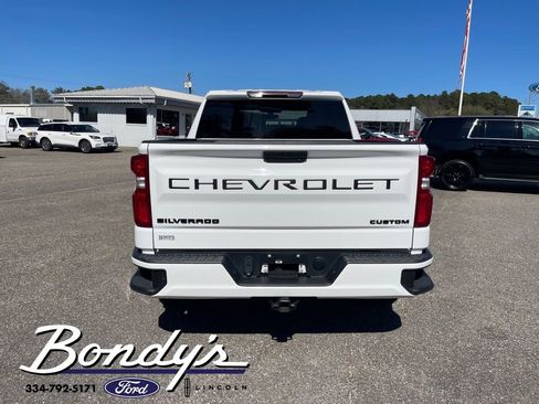 Used 2021 Chevrolet Silverado 1500 Custom image 13
