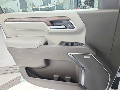 New 2026 GMC Sierra 1500 SLT image 36