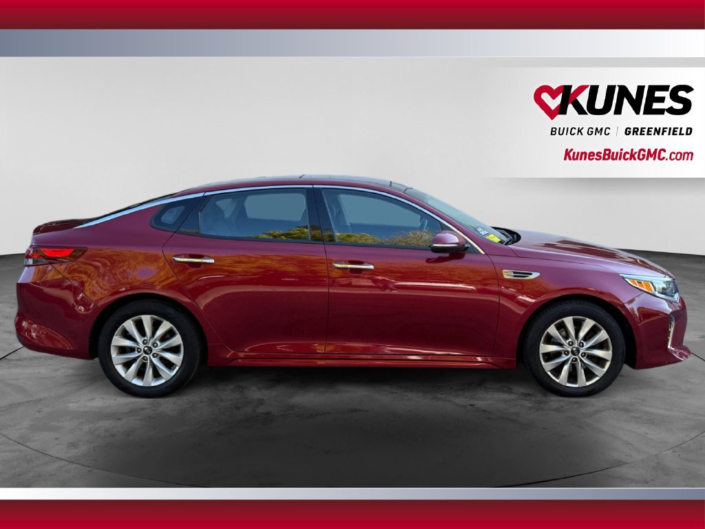 Used 2018 Kia Optima S w/ Panoramic Sunroof Package FWD image 11