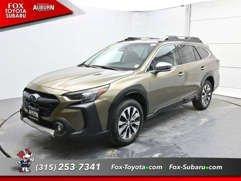 Used 2024 Subaru Outback Touring image 2