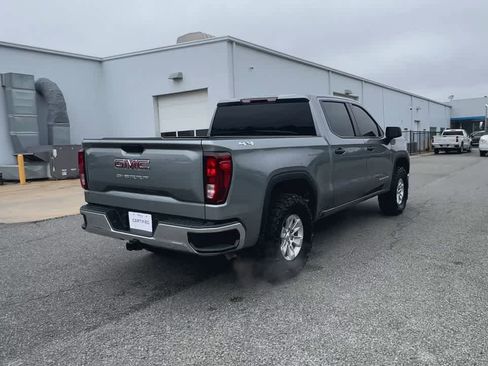 Used 2024 GMC Sierra 1500 Pro w/ Pro Value Package image 8