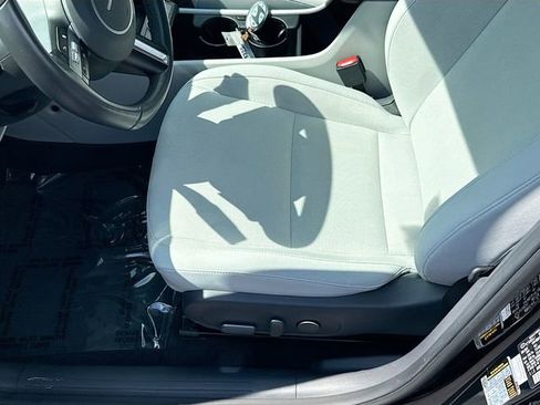 Certified 2025 Hyundai Kona SEL FWD image 19