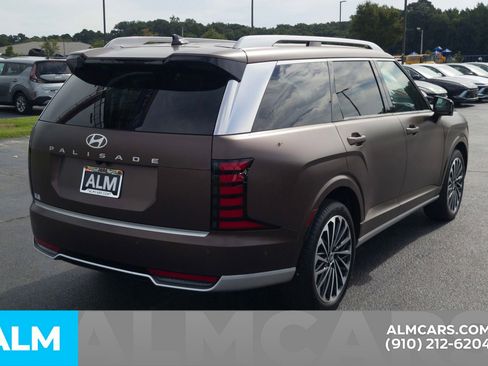 Used 2026 Hyundai Palisade Calligraphy FWD image 6