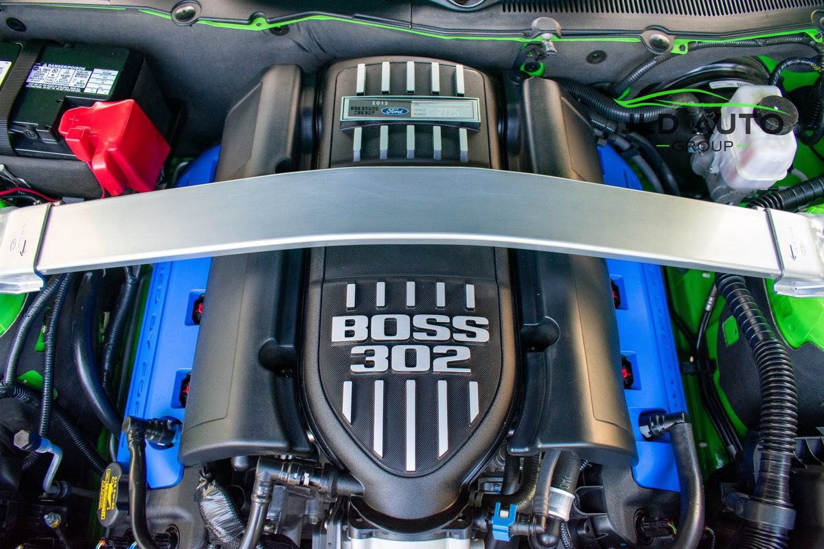 Used 2013 Ford Mustang Boss 302 w/ Boss 302 Accessory Pkg RWD image 41