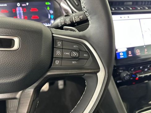 Used 2023 Jeep Grand Cherokee 30th Anniversary image 16