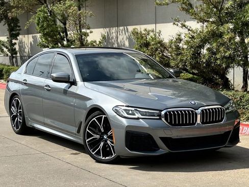 Used 2023 BMW 530i xDrive w/ M Sport Package AWD/4WD image 2