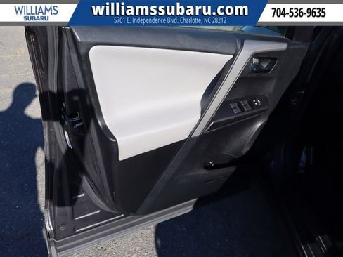 Used 2017 Toyota RAV4 XLE FWD image 17