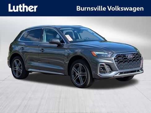Used 2023 Audi Q5 e Premium Plus w/ Premium Plus Package AWD/4WD image 1