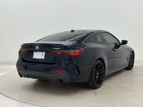 Used 2024 BMW 430i Coupe w/ M Sport Package RWD image 9